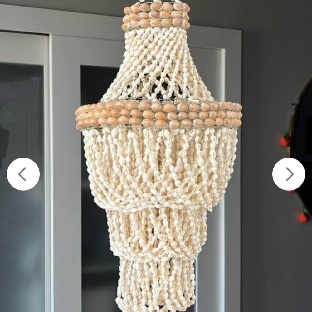 ✨ 🐚☀️Real Shell Hanging Light Ornament Pendant ✨ great condition